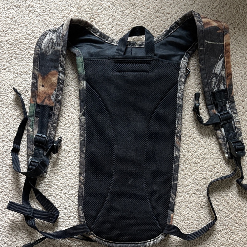 RedHead Multi-Color Camouflage Backpack - Picture 4 of 4